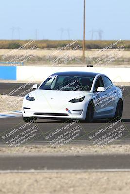 media/Nov-08-2025-Speed Ventures (Sat) [[1c7a6332f5]]/TC B/Session 3 (Turn 1)/